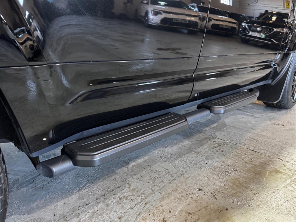 Used Land Rover Defender 2023 for sale - 76957187: Photo 12