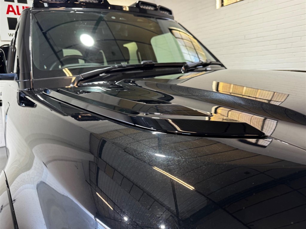 Used Land Rover Defender 2023 for sale - 76957187: Photo 17