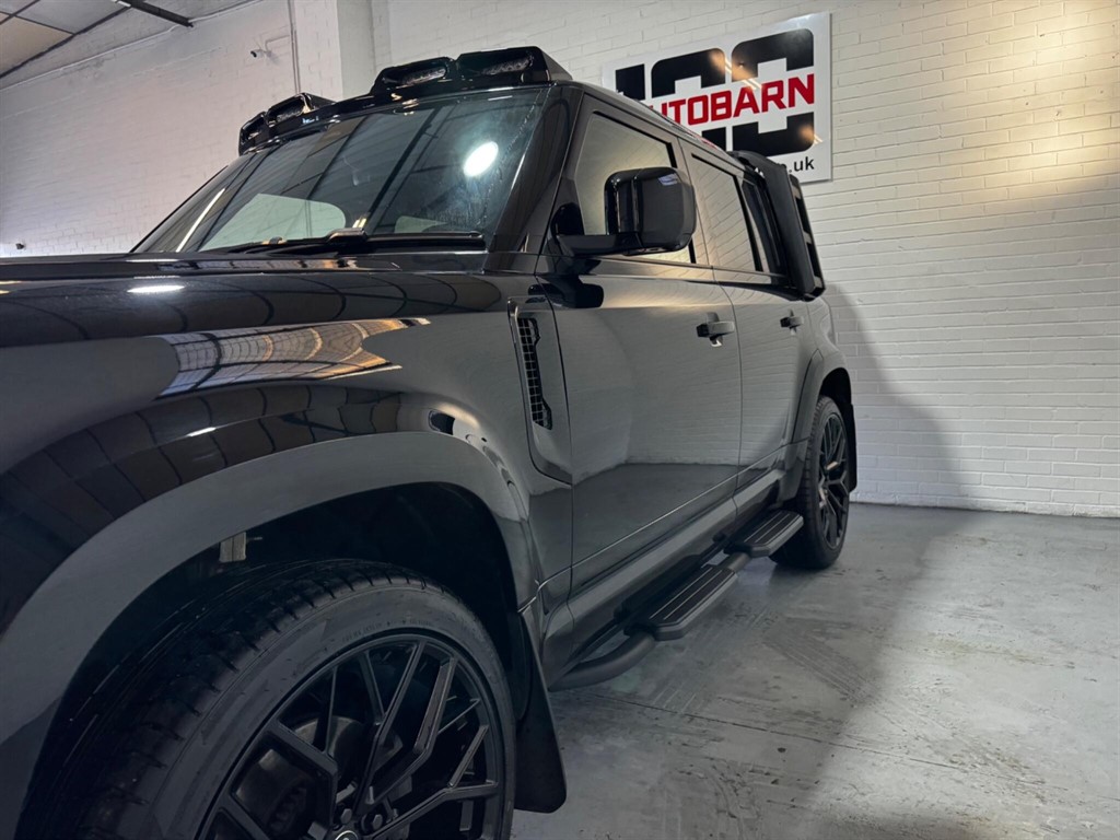 Used Land Rover Defender 2023 for sale - 76957187: Photo 8