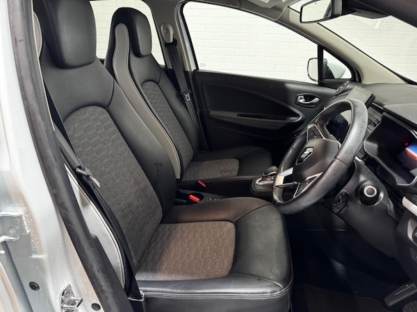Used Renault Zoe 2021 for sale - 76170573: Photo 8