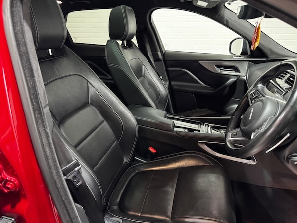 Used Jaguar F-Pace 2018 for sale - 76129201: Photo 17