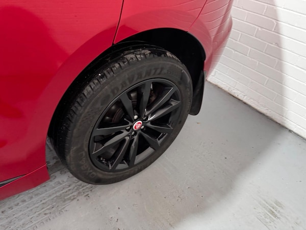 Used Jaguar F-Pace 2018 for sale - 76129201: Photo 24