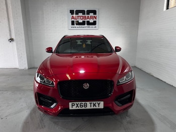 Used Jaguar F-Pace 2018 for sale - 76129201: Photo 2