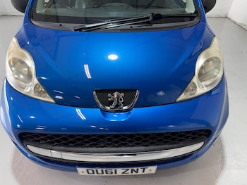 Used Peugeot 107 2011 for sale - 79127534: Photo