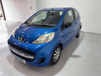 Used Peugeot 107 2011 for sale - 79127534: Photo