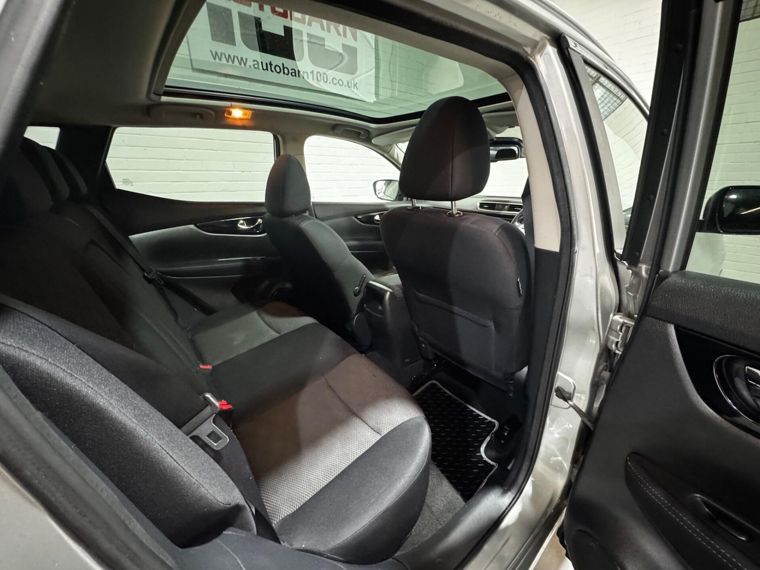 Used Nissan Qashqai 2015 for sale - 76545894: Photo 19