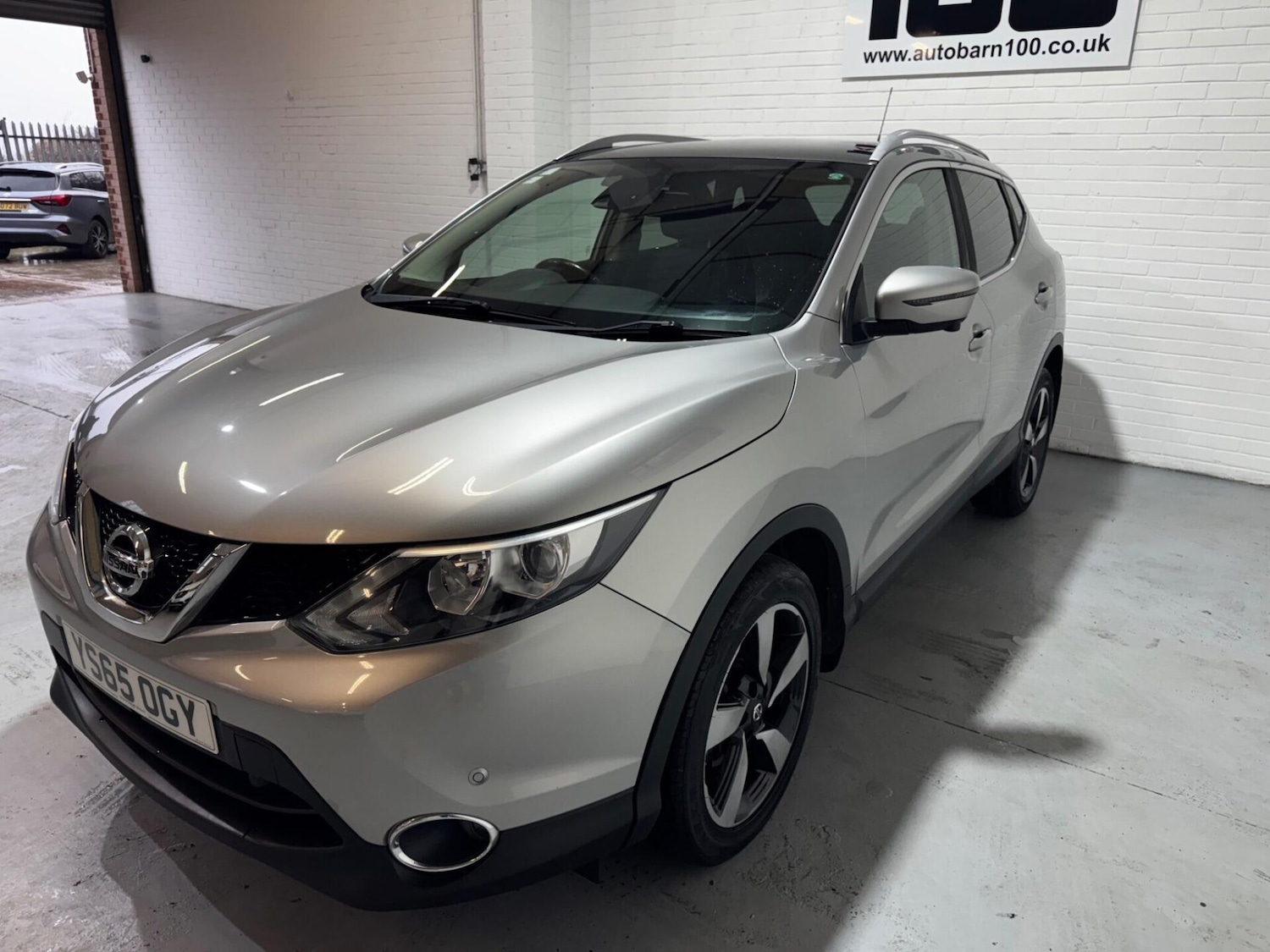 Used Nissan Qashqai 2015 for sale - 76545894: Photo 2