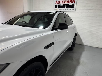 Used Jaguar F-Pace 2019 for sale - 77248267: Photo