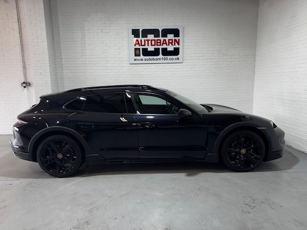 Used Porsche Taycan 2021 for sale - 75663104: Photo 15