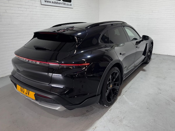 Used Porsche Taycan 2021 for sale - 75663104: Photo 16