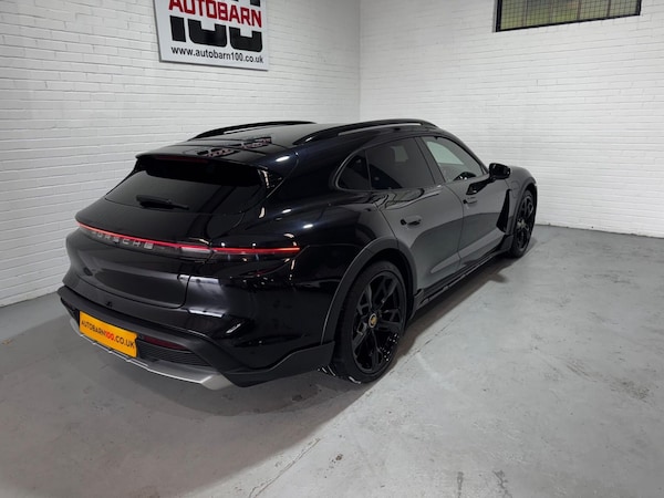 Used Porsche Taycan 2021 for sale - 75663104: Photo 17