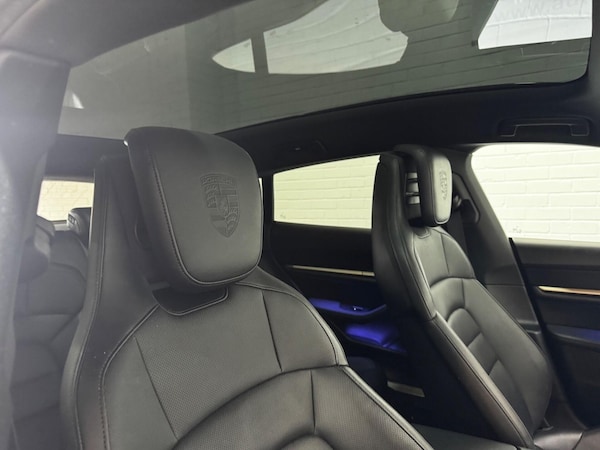 Used Porsche Taycan 2021 for sale - 75663104: Photo 22