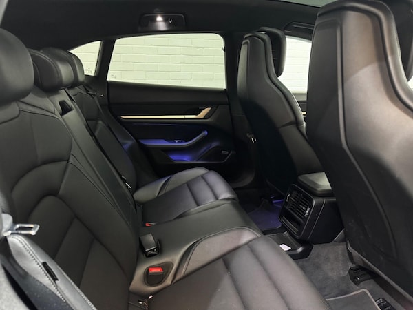 Used Porsche Taycan 2021 for sale - 75663104: Photo 23