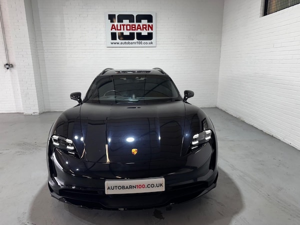 Used Porsche Taycan 2021 for sale - 75663104: Photo 2