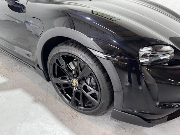 Used Porsche Taycan 2021 for sale - 75663104: Photo 31
