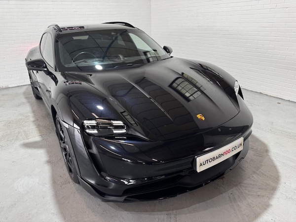 Used Porsche Taycan 2021 for sale - 75663104: Photo 4