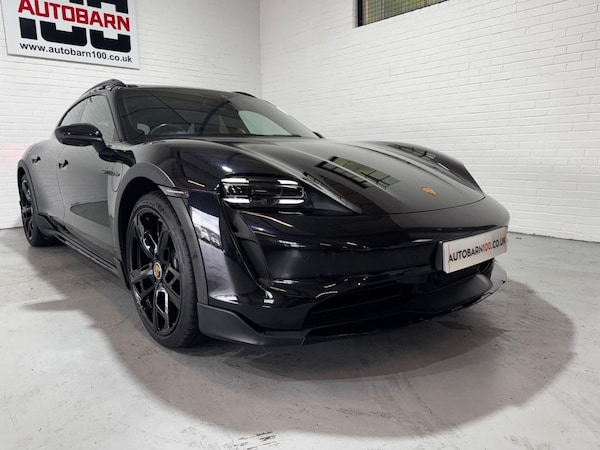 Used Porsche Taycan 2021 for sale - 75663104: Photo 6