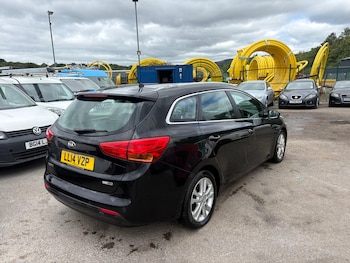 Used Kia Ceed 2014 for sale - 79330302: Photo