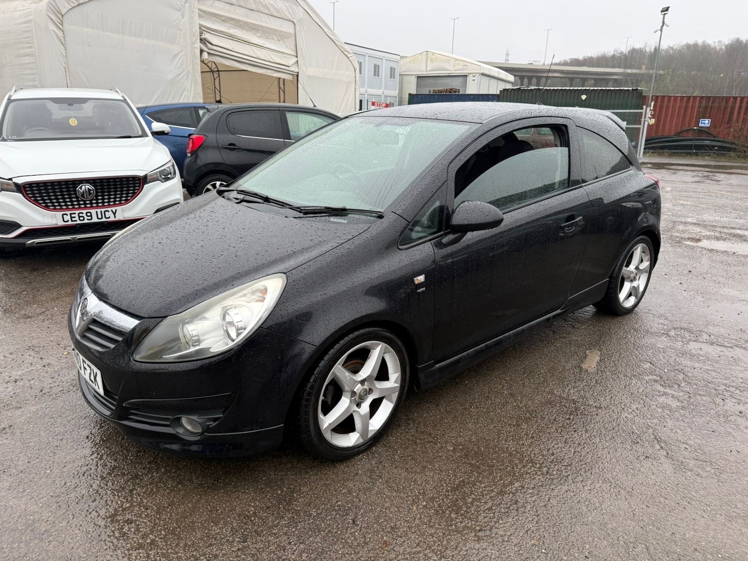 Used Vauxhall Corsa 2010 for sale - 77681943: Photo 5
