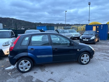 Used Ford Fiesta 2005 for sale - 77406742: Photo