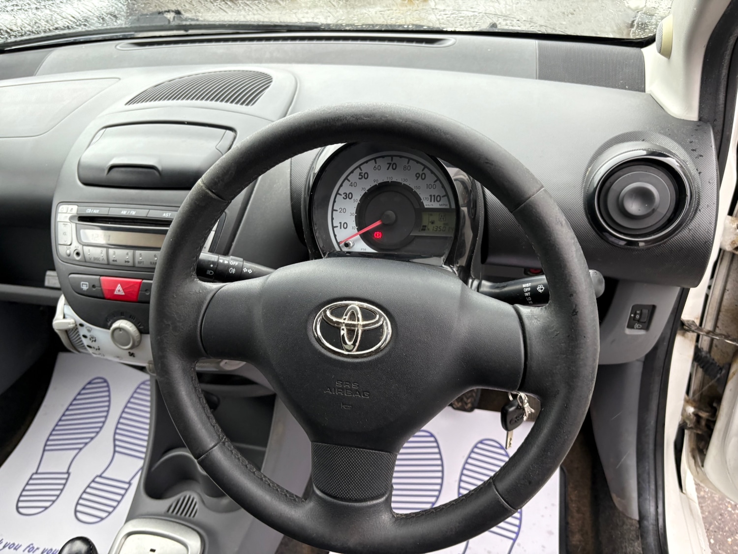 Used Toyota AYGO 2011 for sale - 76946311: Photo 8