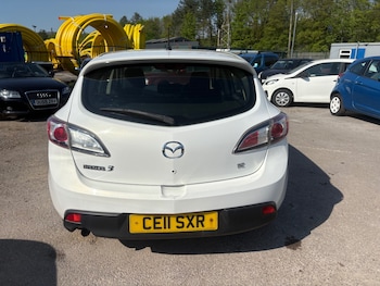 Used Mazda Mazda3 2011 for sale - 78392873: Photo