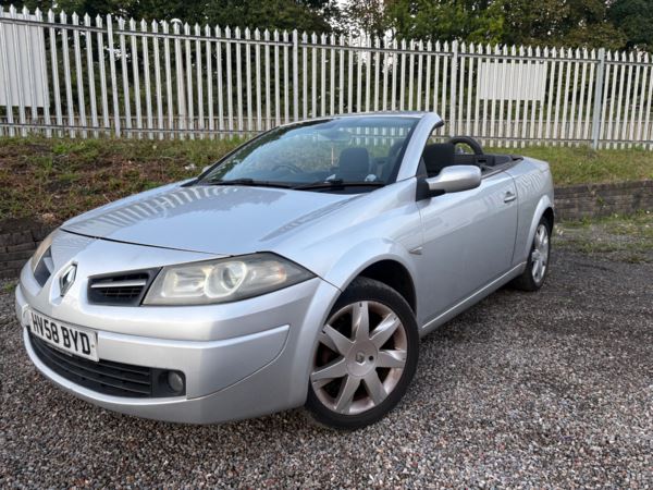 Cheap Renault Megane 2008 (58) - 1.9 dCi Dynamique 2dr Non FAP 12 Month Mot for sale in Neath / Castell-nedd, West Glamorgan