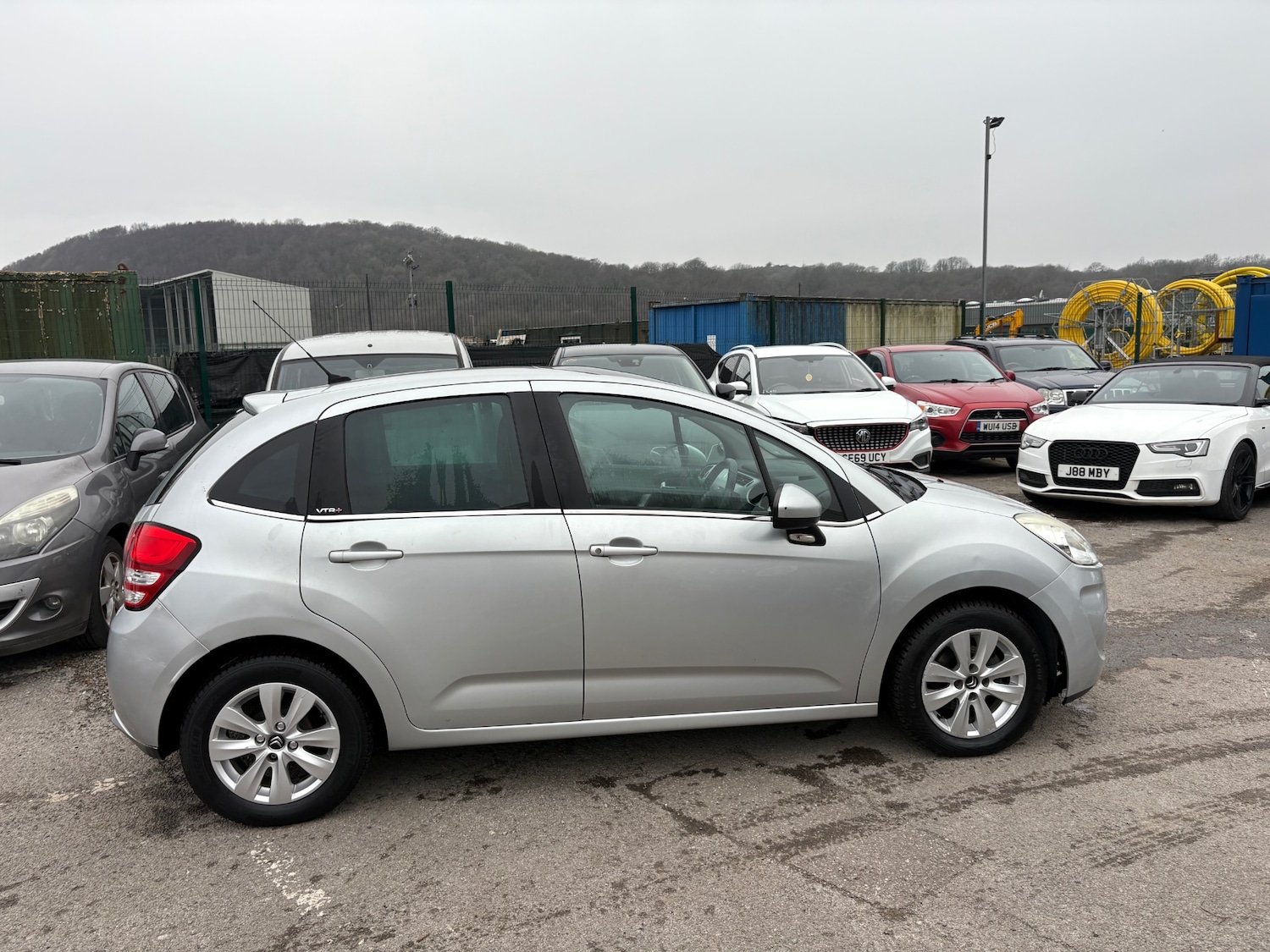 Used Citroen C3 2010 for sale - 77789119: Photo 2