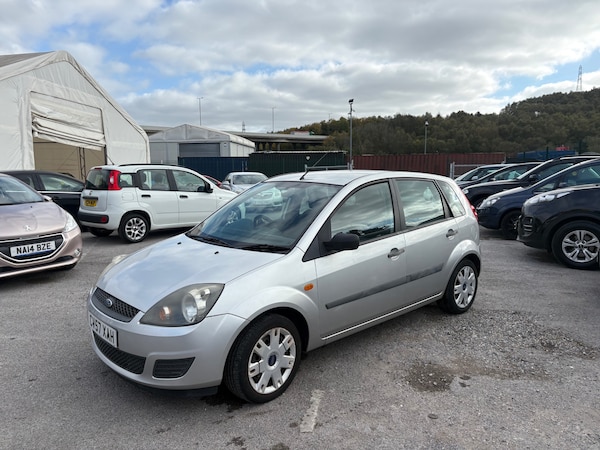 Used Ford Fiesta 2007 for sale - 76220506: Photo 4