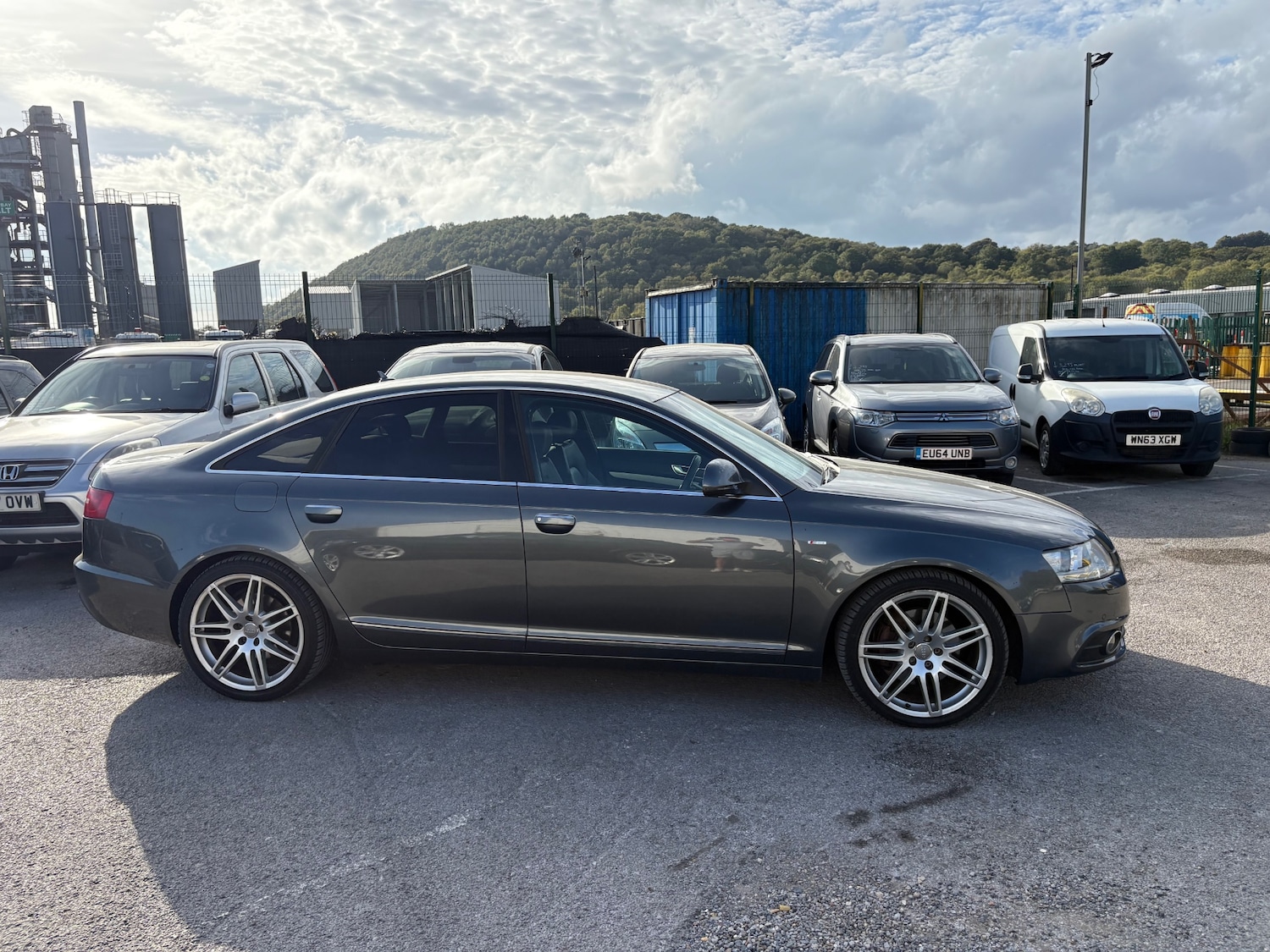 Used Audi A6 2010 for sale - 76134434: Photo 2
