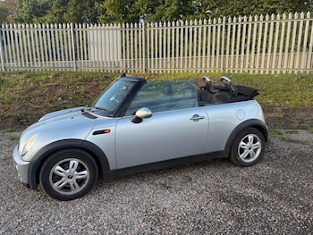 Used MINI Convertible 2008 for sale - 75301636: Photo