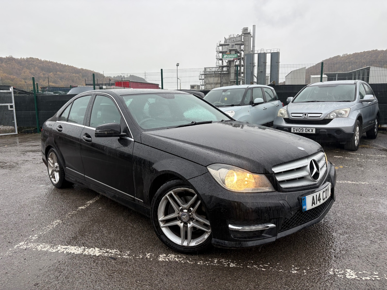 Used Mercedes-Benz C Class 2012 for sale - 76526464: Photo 1