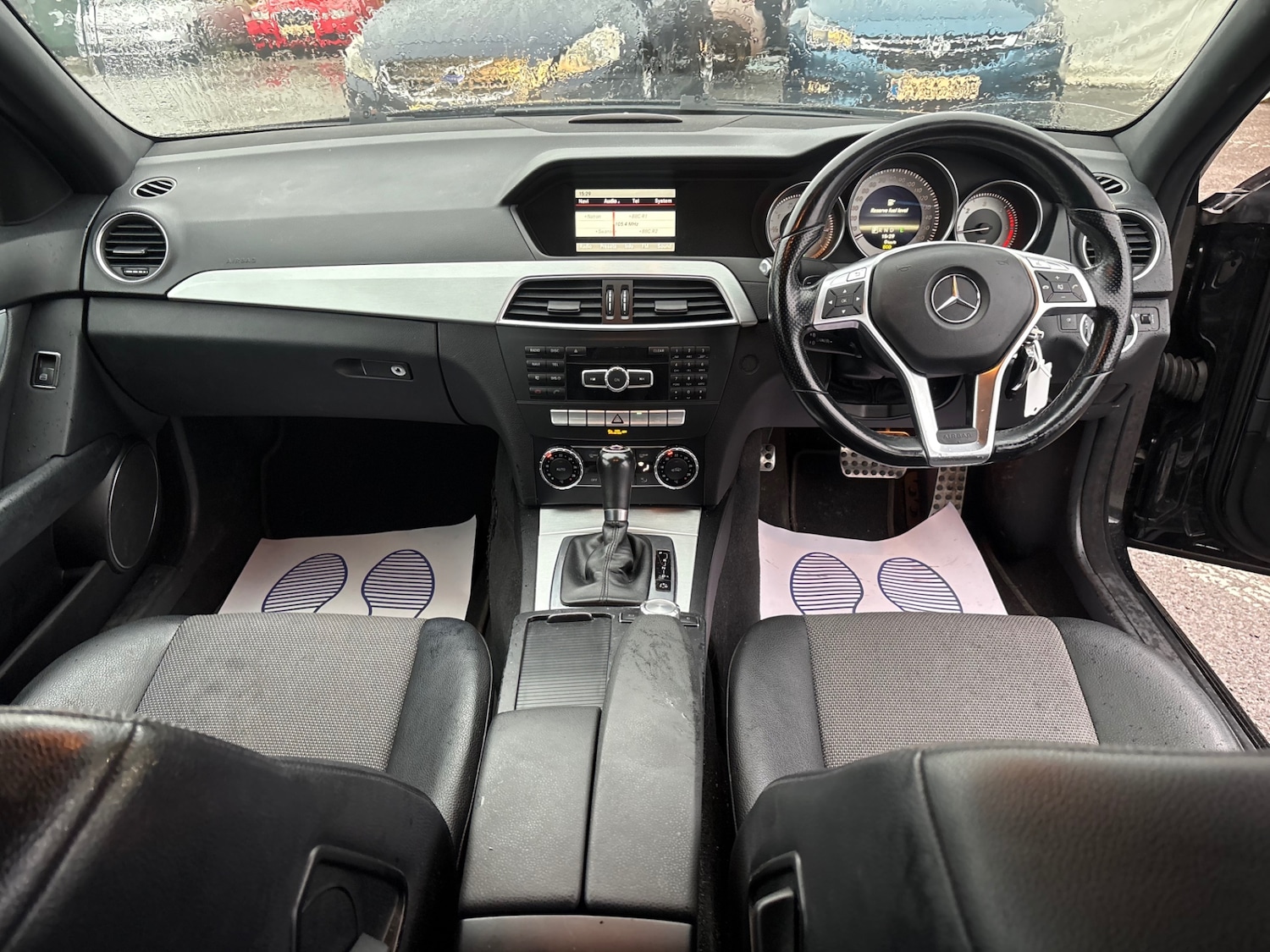 Used Mercedes-Benz C Class 2012 for sale - 76526464: Photo 8