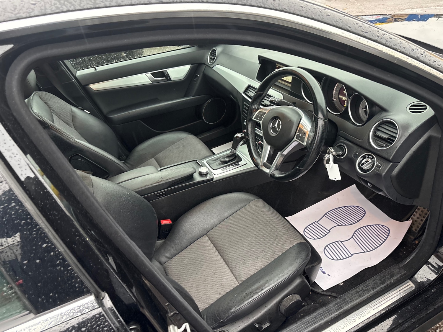 Used Mercedes-Benz C Class 2012 for sale - 76526464: Photo 9