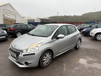 Used Peugeot 208 2019 for sale - 76163791: Photo 4