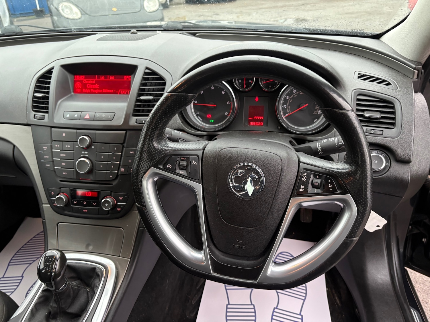 Used Vauxhall Insignia 2012 for sale - 77796838: Photo 10