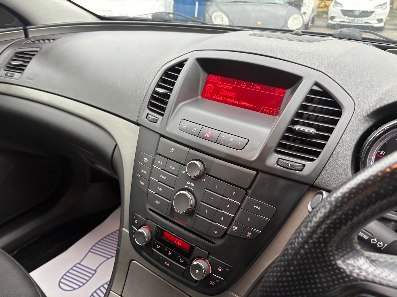 Used Vauxhall Insignia 2012 for sale - 77796838: Photo 12