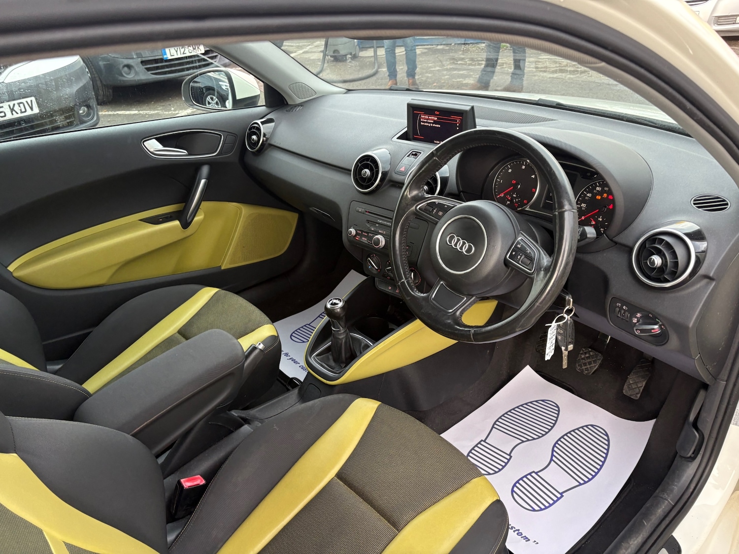 Used Audi A1 2011 for sale - 76682659: Photo 8