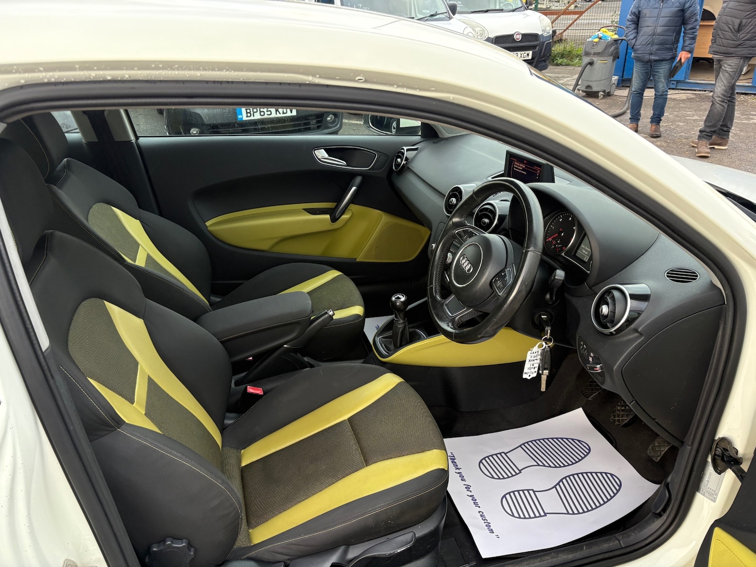 Used Audi A1 2011 for sale - 76682659: Photo 9