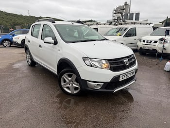 Used Dacia Sandero Stepway 2014 for sale - 79825631: Photo
