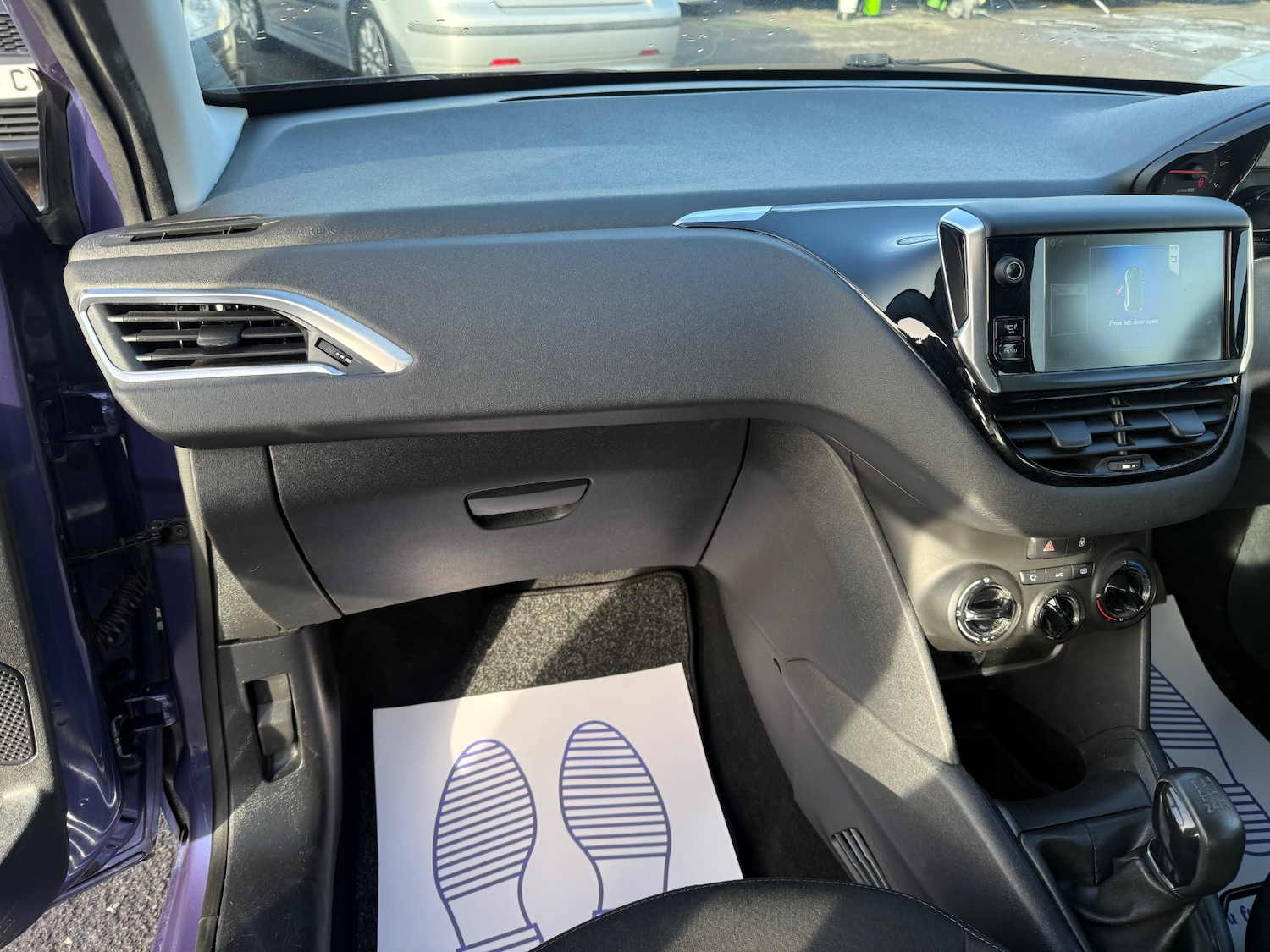 Used Peugeot 208 2013 for sale - 77517778: Photo 9