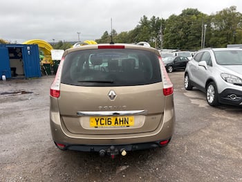 Used Renault Grand Scenic 2016 for sale - 79826344: Photo