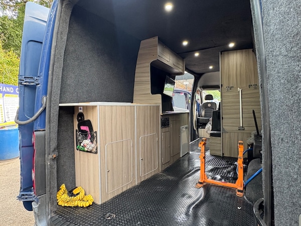 Used Volkswagen Crafter 2010 for sale - 75681473: Photo 24