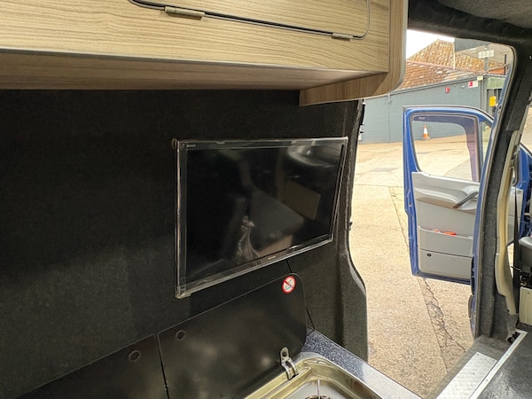 Used Volkswagen Crafter 2010 for sale - 75681473: Photo 31