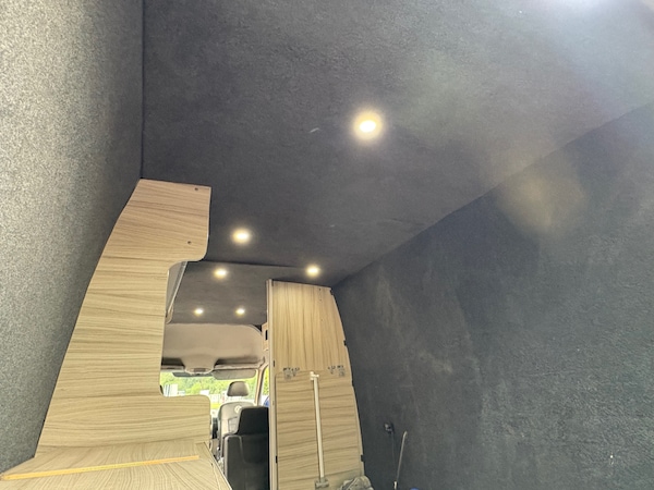 Used Volkswagen Crafter 2010 for sale - 75681473: Photo 38