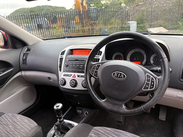 Used Kia Ceed 2009 for sale - 74847158: Photo 9