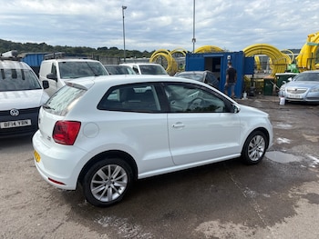 Used Volkswagen Polo 2014 for sale - 79417228: Photo