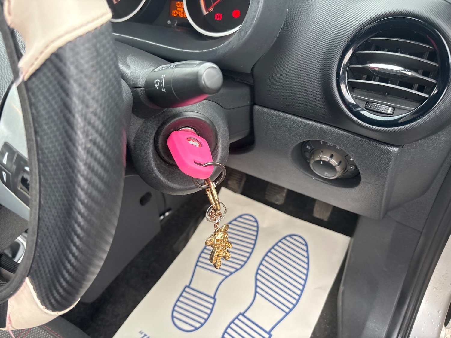 Used Vauxhall Corsa 2009 for sale - 78132169: Photo 12