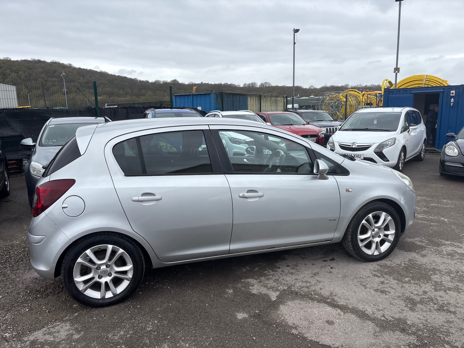 Used Vauxhall Corsa 2009 for sale - 78132169: Photo 2