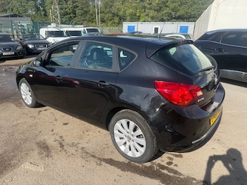 Used Vauxhall Astra 2016 for sale - 79394789: Photo